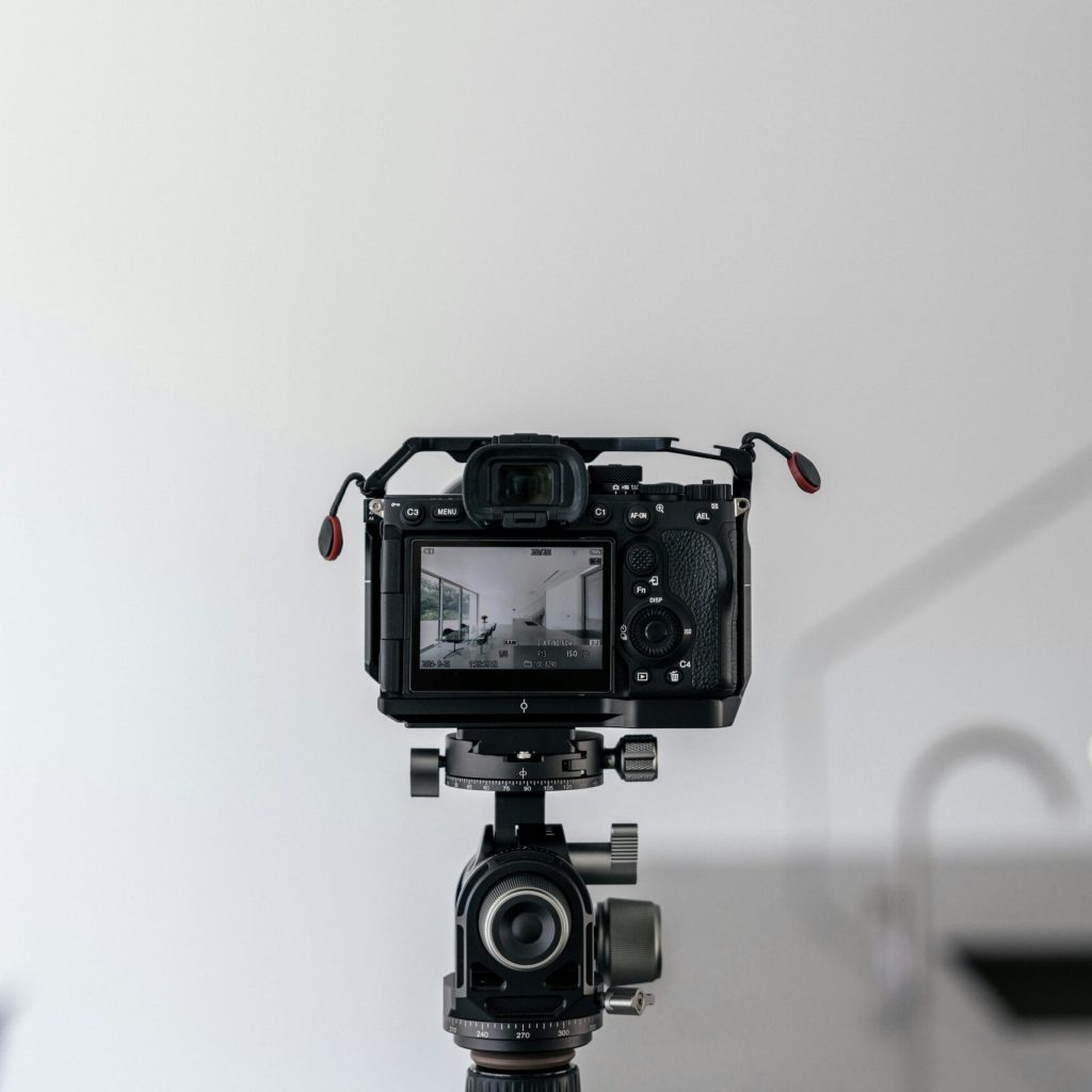 rawkkim-J_BZkvwjClE-unsplash